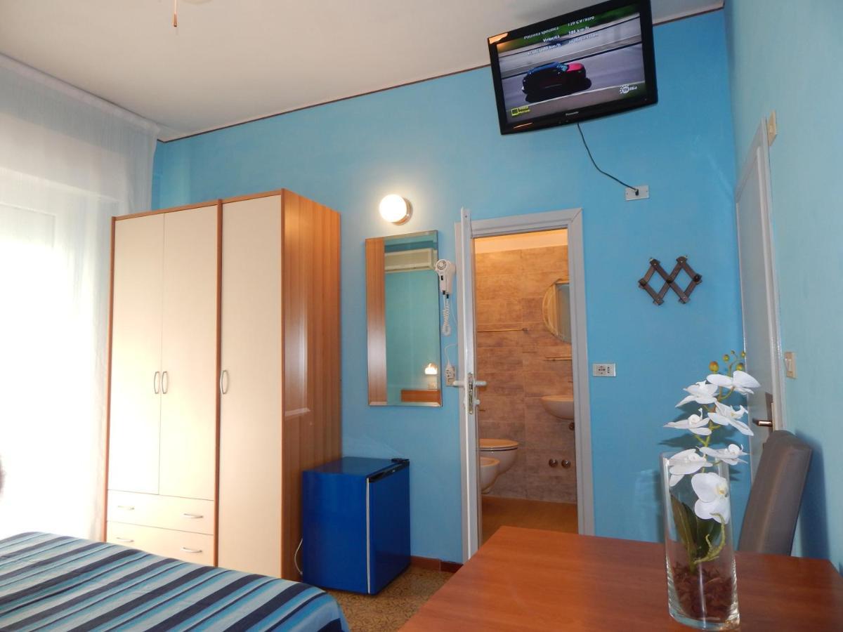 Hotel Vera ริชชิโอเน ภายนอก รูปภาพ